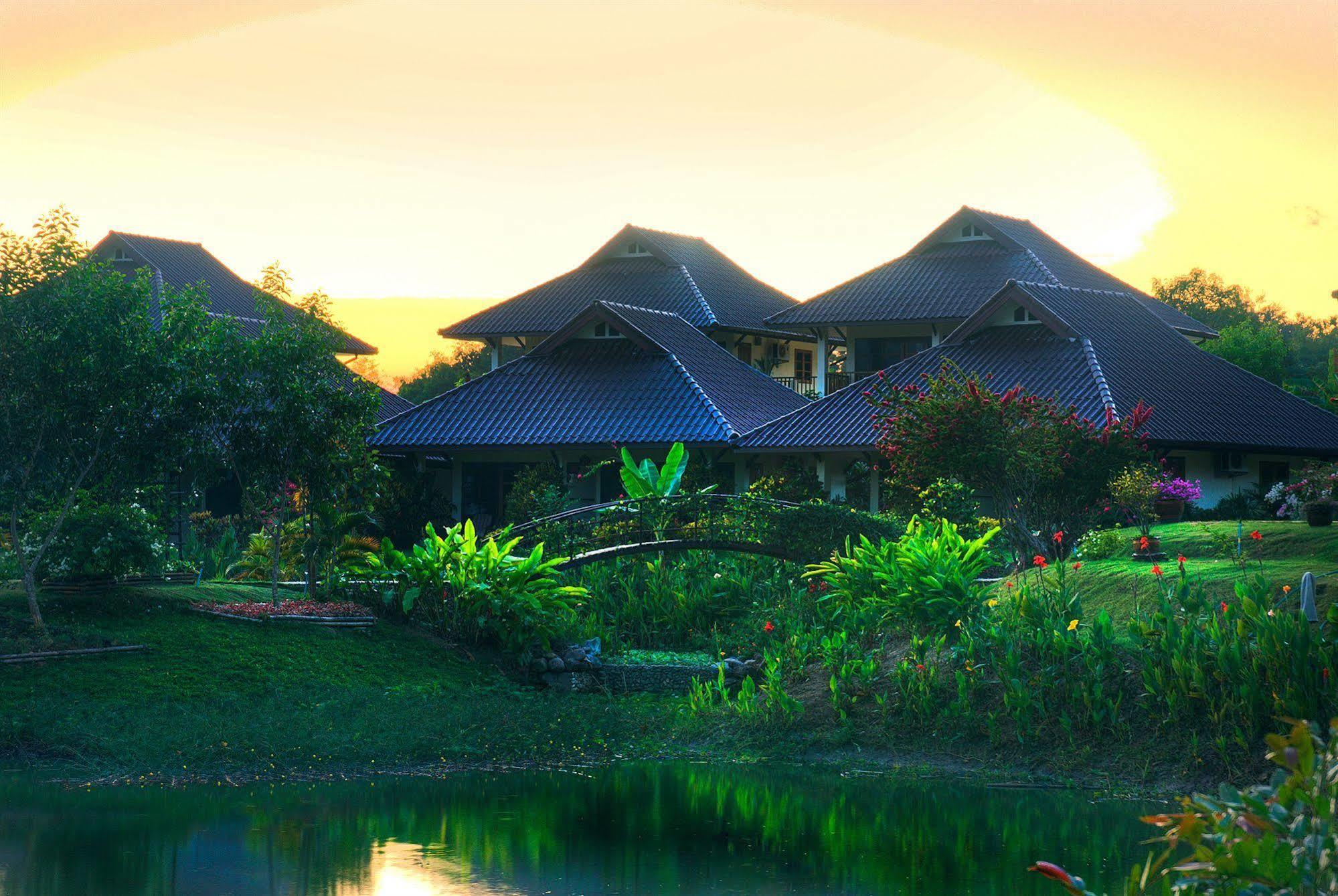 Maekok River Village Resort Mae Ai Экстерьер фото